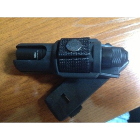 Funda Táctica Esp Linternas Fénix Para Uc35, Uc30, Pd35 Tac, Pd35, Pd32 Y Pd30 ESLH14