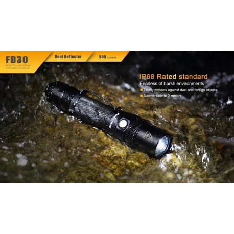 Linterna Led Fénix enfocable FD30 900 Lúmenes y 6 Modos Regalamos batería ARB-L18-2600U (18650 recargable con micro USB)