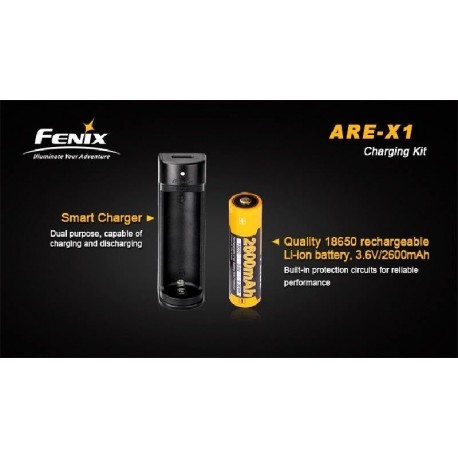 Cargador Fénix ARE-X1 y una batería 18650 de 2600 mAh incluida