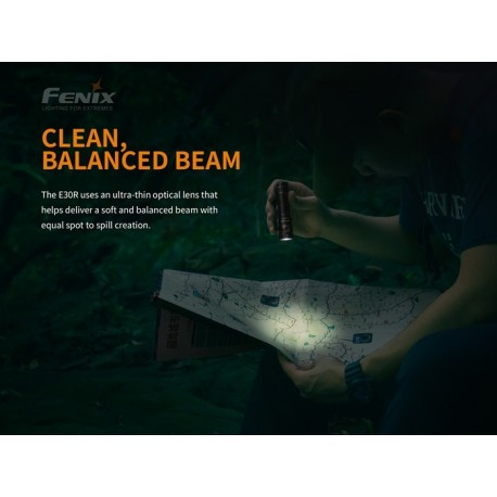 Fénix E30R 1600 Lúmenes recargable 18650 incluida