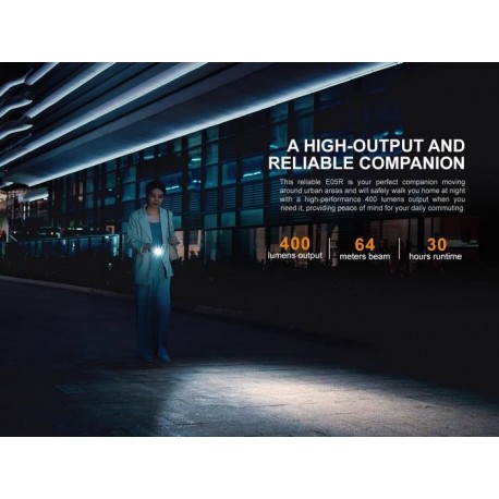 Mini Linterna Fénix EDC E05R 400 Lúmenes, con ráfaga y tamaño de pulgar