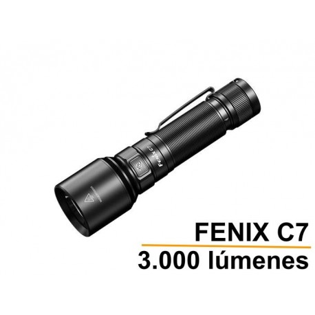 Linterna Fénix C7 de 3000 lúmenes, recargable y alto rendimiento.